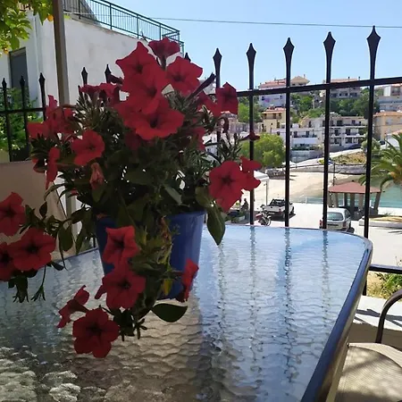 Minos بيت للعطل *